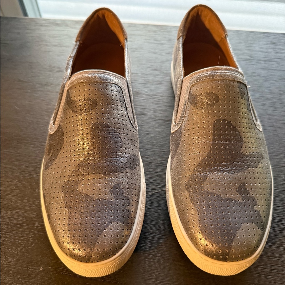 Trask Gray Flats Modern Slip-On Loafers